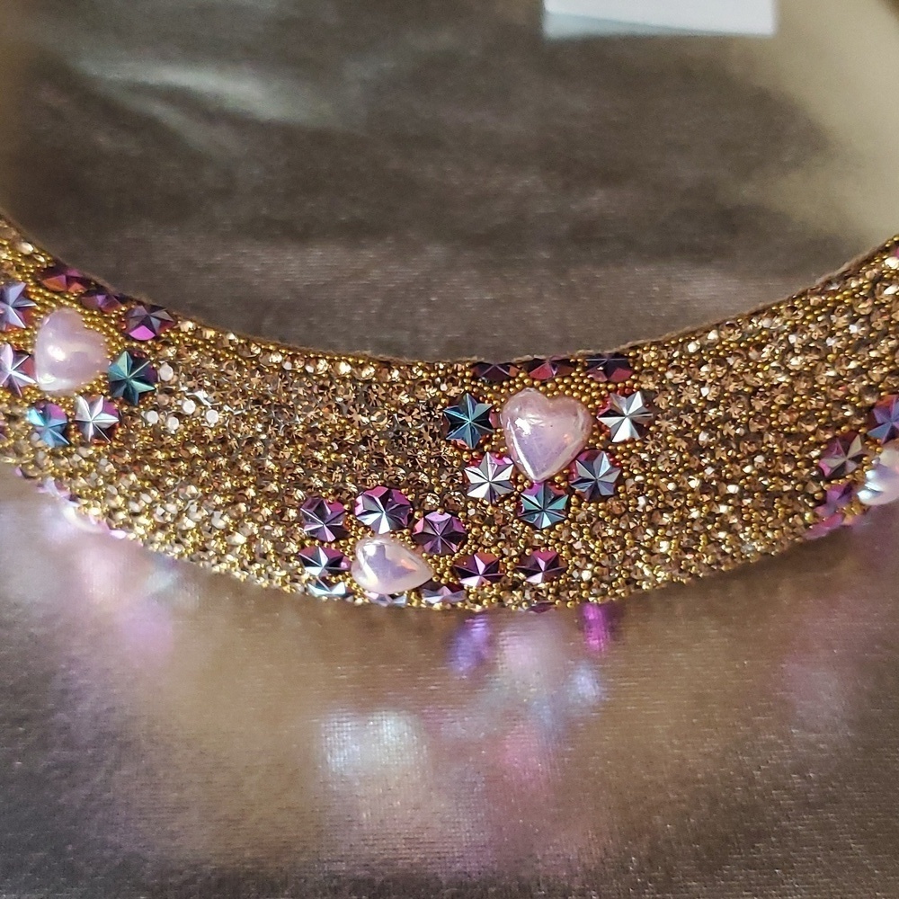 Beautiful headbands  2/$18 - Picture 2 of 10